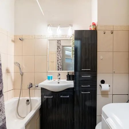 Swoboda Comfort By Bookinghost Apartamento